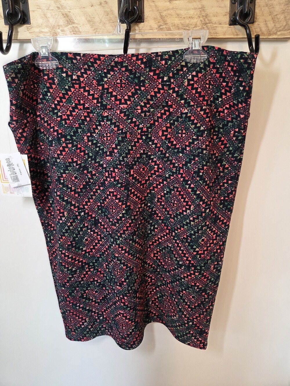 NWT LuLaRoe Cassie Green & Blue Geometric Pencil Skirt Women’s Size 2XL (22-24)